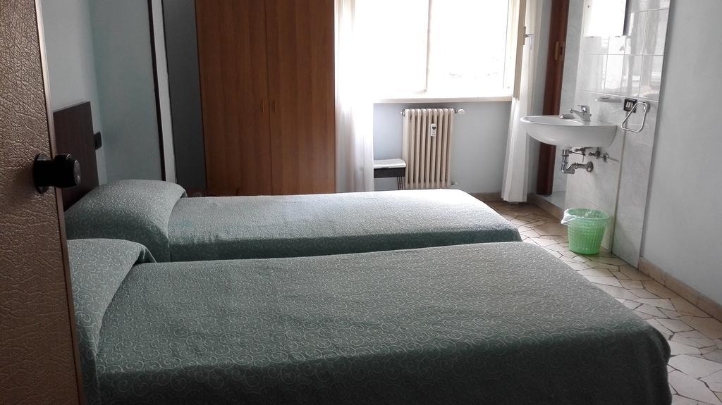 Hotel Mira Varese Zimmer foto